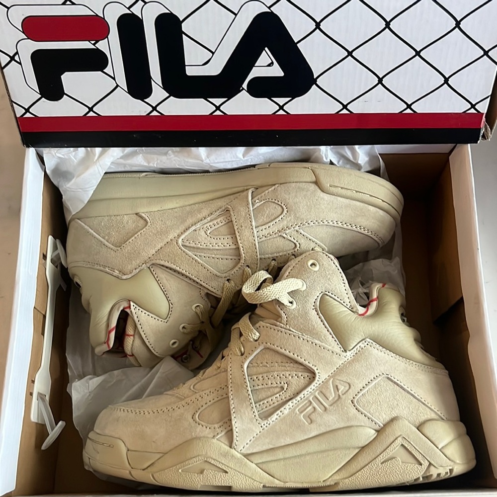 NWT - Big Kids Fila ‘Cage’ Sneakers